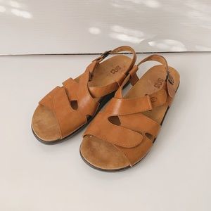 SAS Strappy Leather Comfort Sandals Women's Sz 6.5